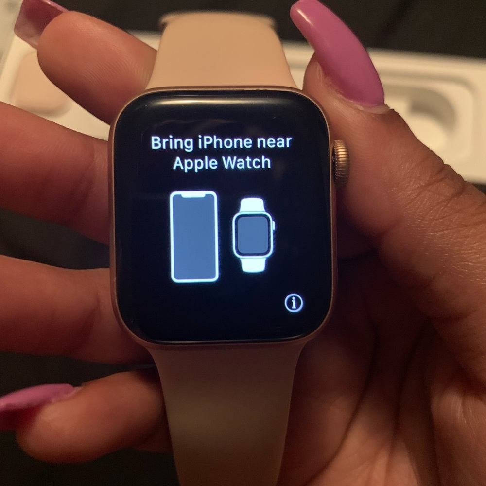 40mm series 5 Apple Watch